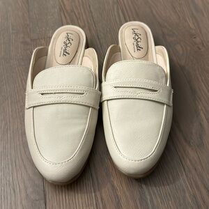 Lifestride Size 7.5 Women’s Kayden Slide Mules Bone color
